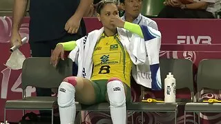 সুন্দর এবং তরুণ ট্যাক্সি ড্রাইভার গাড়ী চুষে এবং ইনডিয়ান চুদাচুদি ভিডিও ধোন