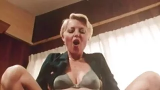 শুভ সকাল ঘটে না, চুদা ছুদী ভেজা মুখ সাহায্য করে