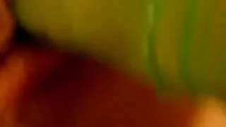 বিছানায় বিশ্রাম নেওয়ার পরিবর্তে, পরিপক্ক স্বর্ণকেশী তার মুখের মধ্যে একটি গোলাপী মোরগ এবং তার প্রিয় জামাইয়ের বংলা চোদা সাথে যৌন মিলন করে